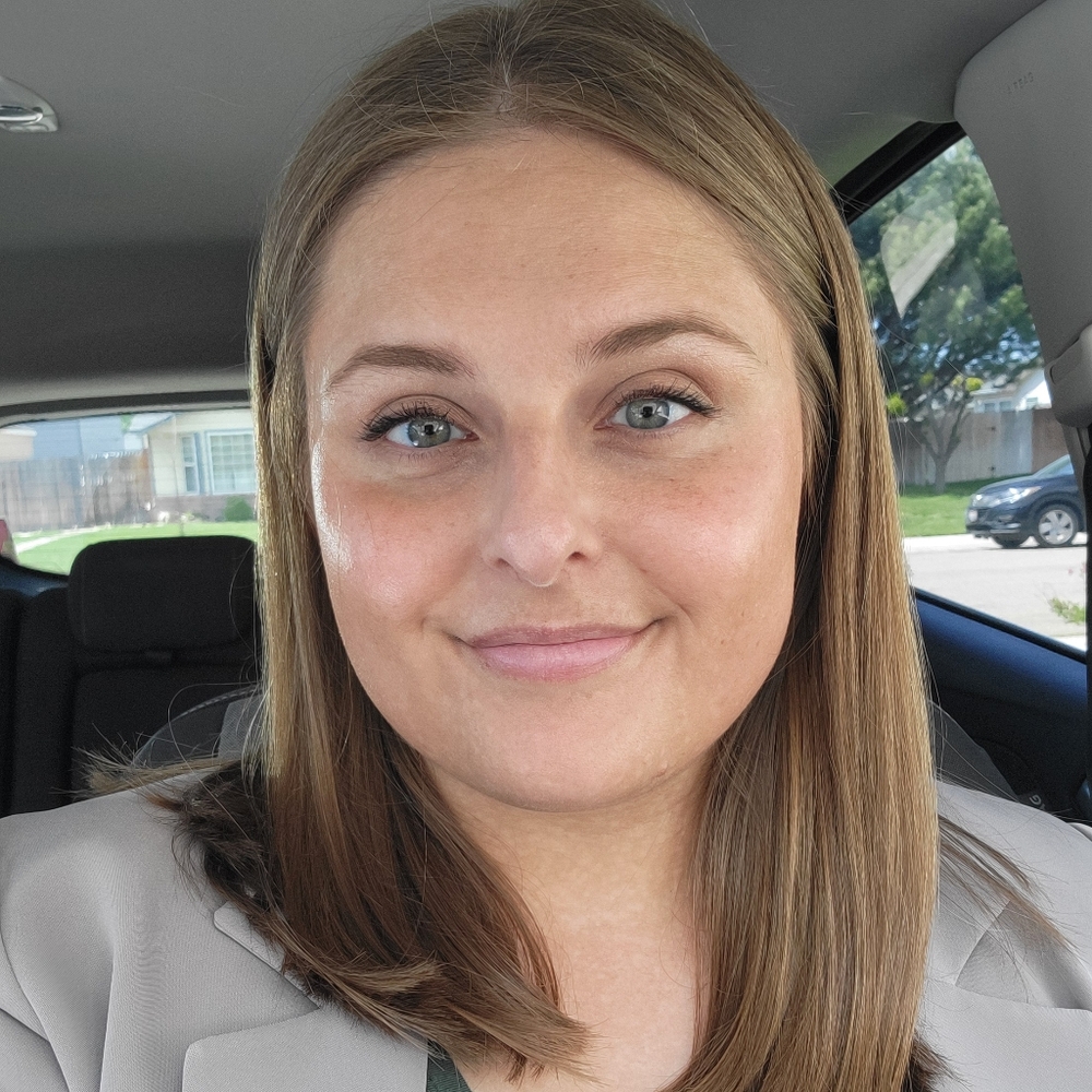 Meet your Posher, Melissa